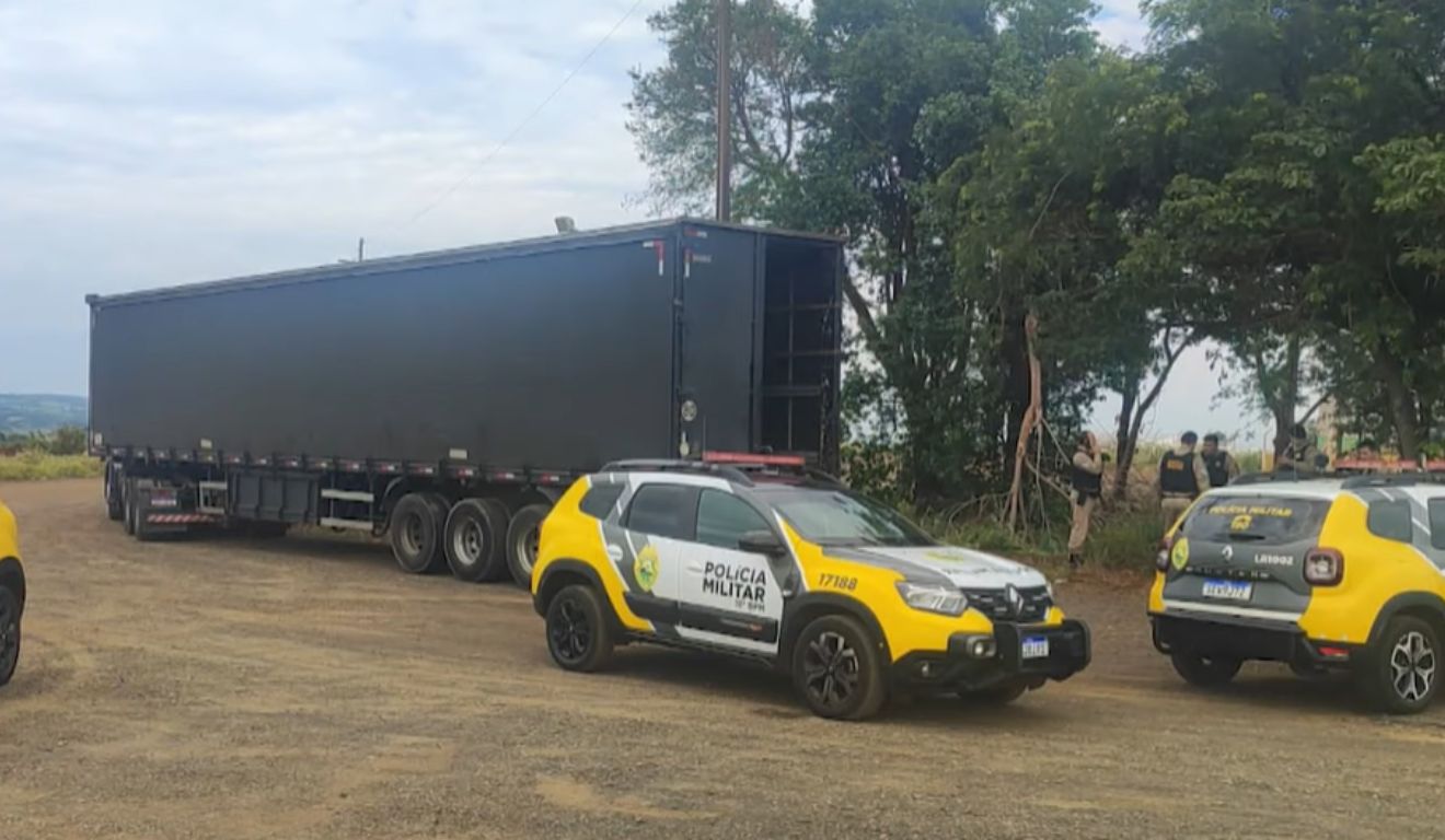 local onde o caminhão que transportava 10 toneladas de panetone roubado foi encontrado 
