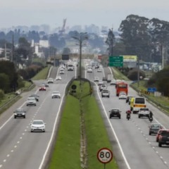 Rodovia no Paran&aacute;