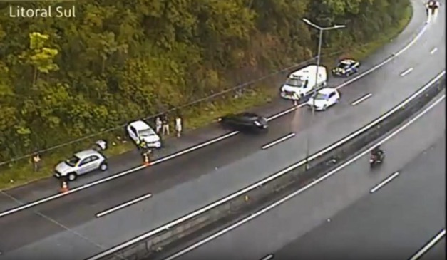 Policiais atropelados em SC