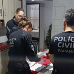 Policiais civis do Paraná cumprem mandados de busca e apreensão em residências