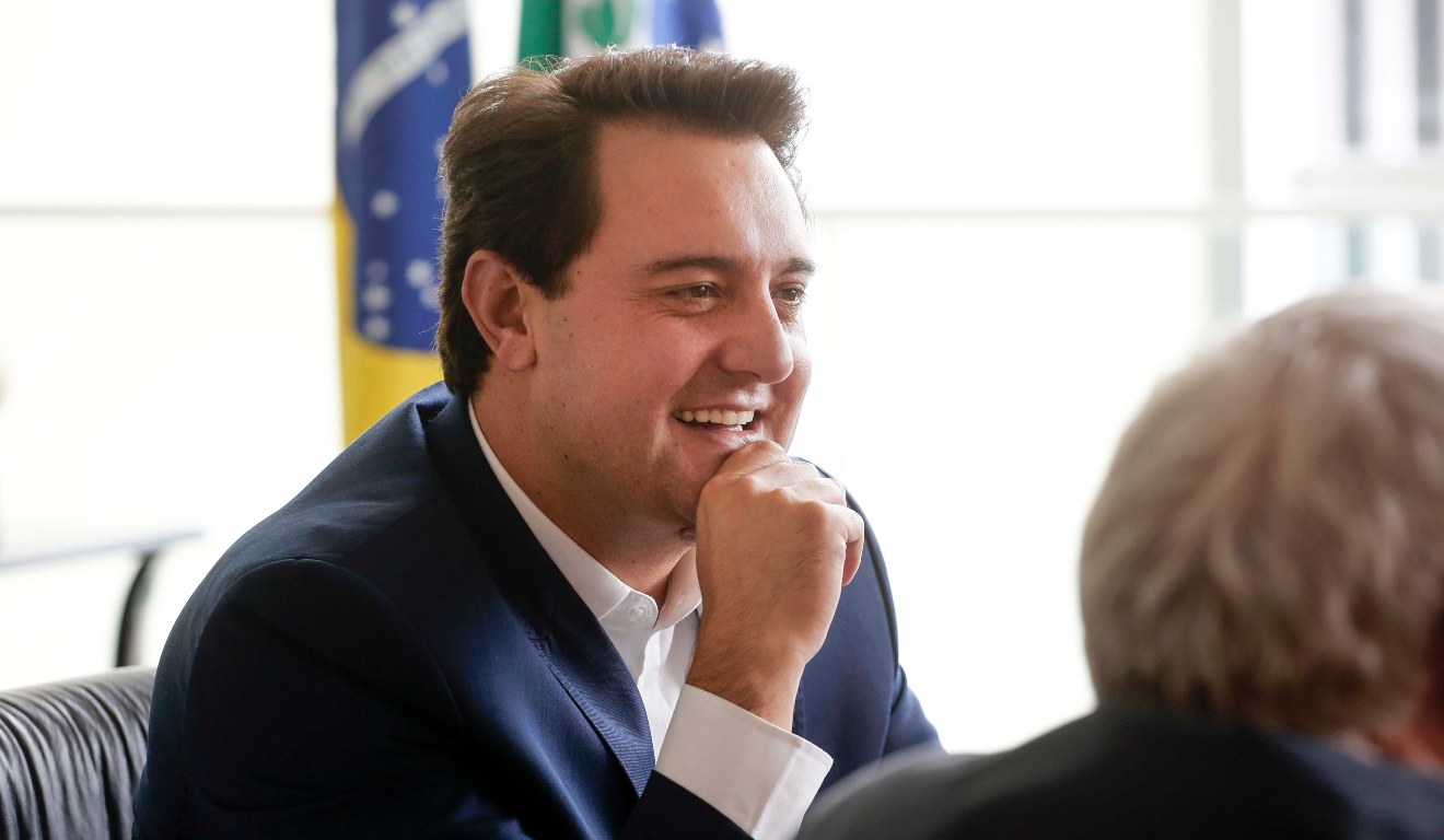 foto do governador Ratinho junior