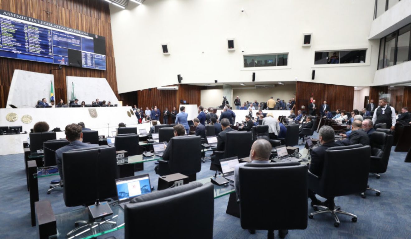foto da alep onde vai ser votado o projeto da venda de spray de pimenta