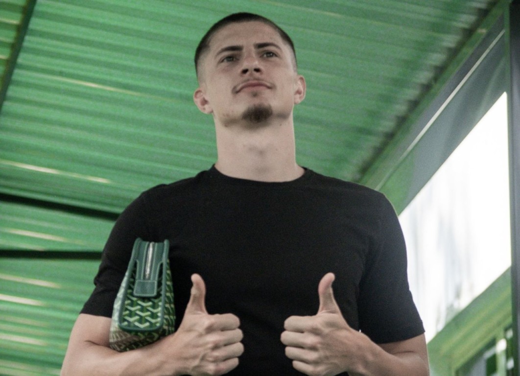 O zagueiro Tiago Coser foi um dos registrados no início da pre-temporada do Coxa. (Foto: Gabriel Thá/Coritiba)