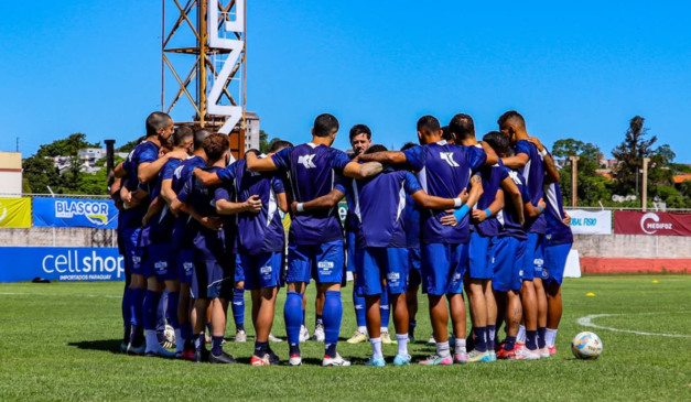 Time do Foz. (Foto: Franz Fleischfresser/ Foz do Igauçu FC)