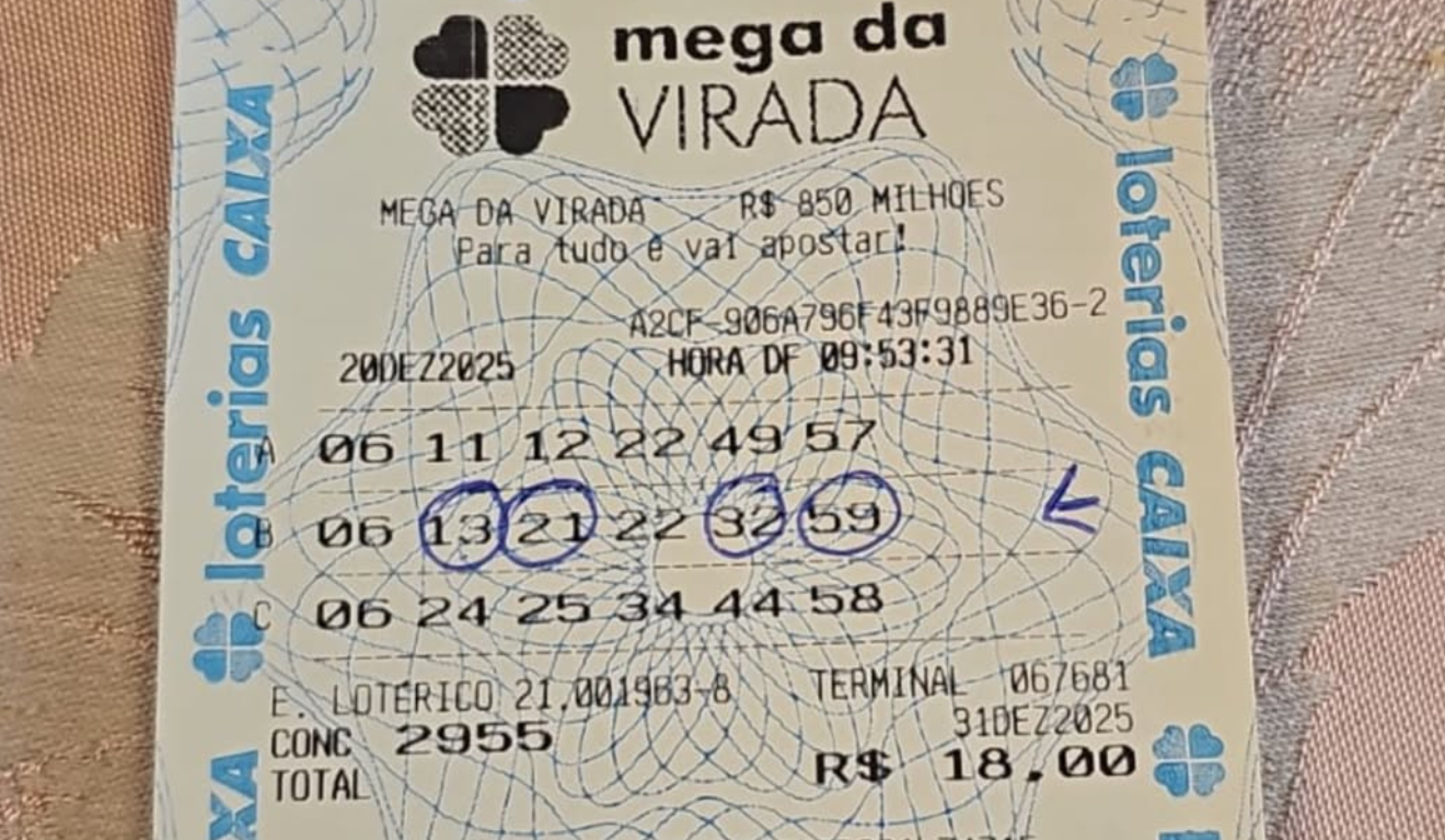 Bolsonaro faz a quadra Mega da Virada número 13