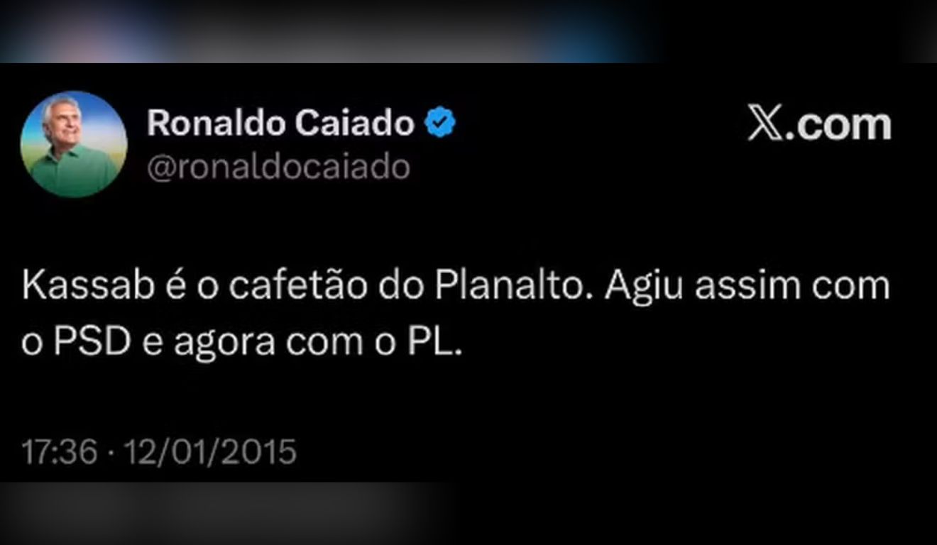 Print de tweet feito em 2015 por Ronaldo Caiado, no qual ele chama Gilberto Kassab de "cafetão"