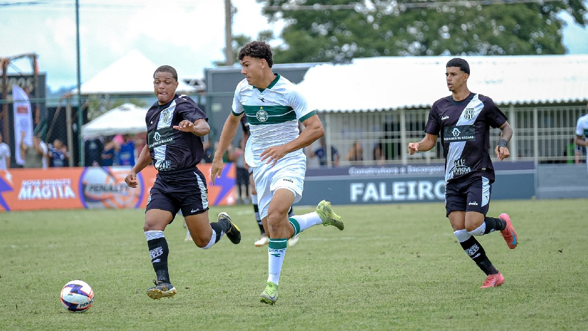 Lance de Coritiba x Ponte Preta, pela Copinha 2026