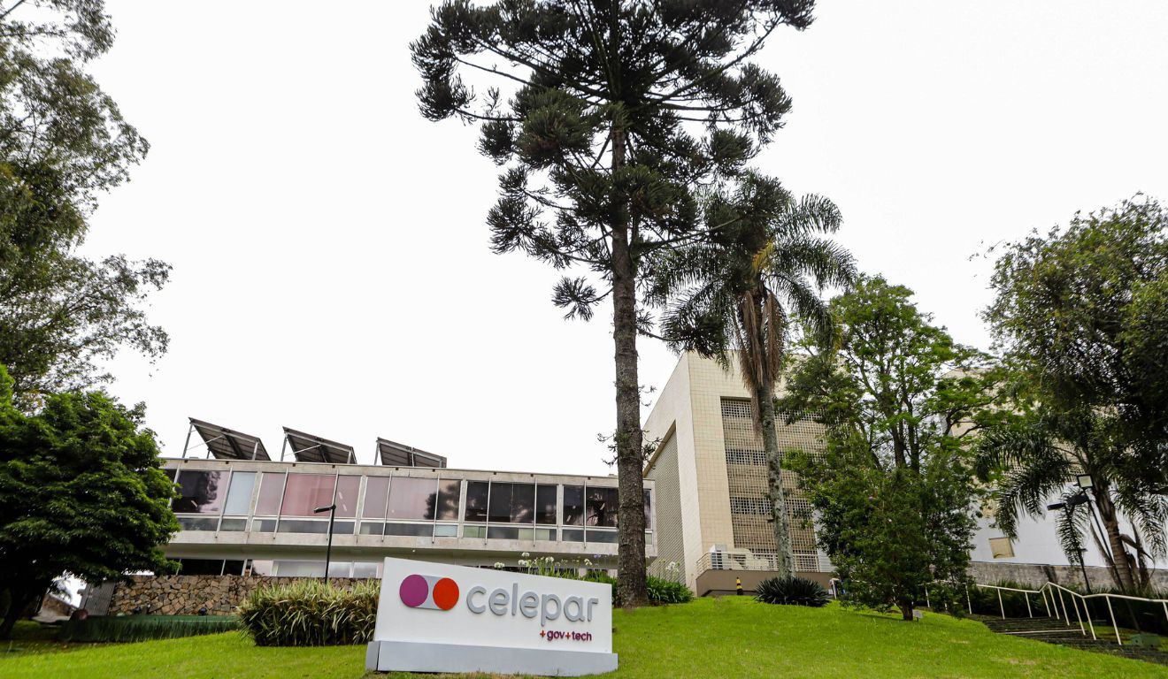 Fachada da Celepar, em Curitiba; Companhia pode sofrer privatização