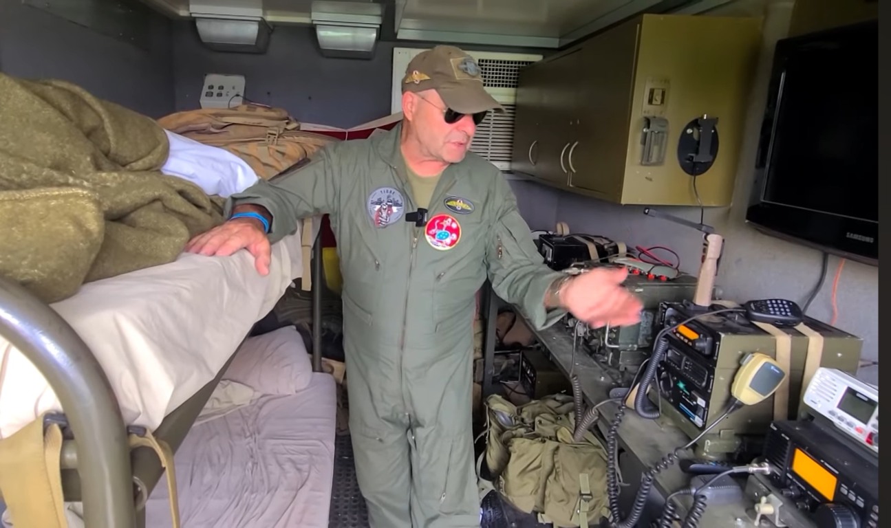 Brigada Paranaense de Viaturas Militares Antigas Gislene Bastos