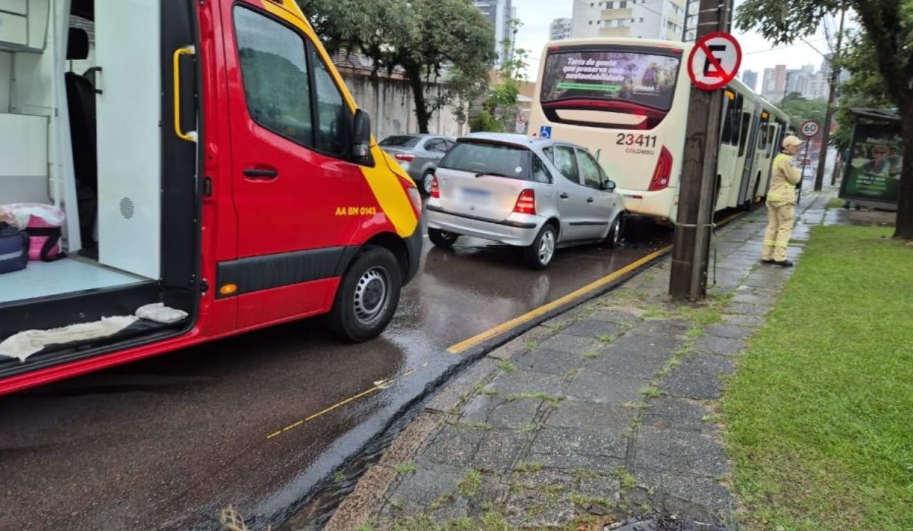 acidente de ônibus em curitiba