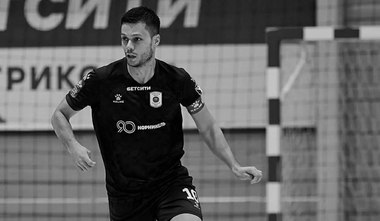 Alex Felipe jogando futsal