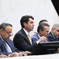 Mesa diretora da Assembleia Legislativa do Paran&aacute; (Alep), liderada pelo presidente Alexandre Curi (PSD).