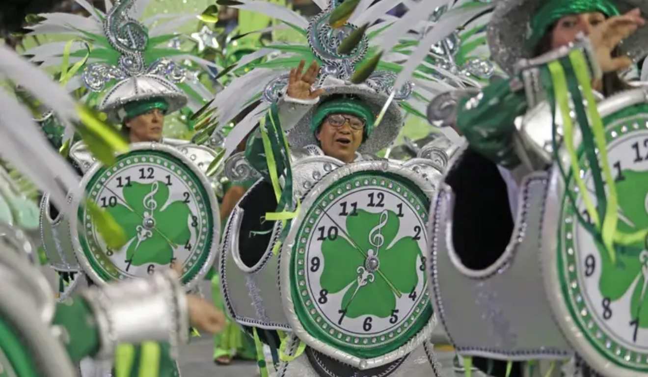 Camisa Verde e Branco