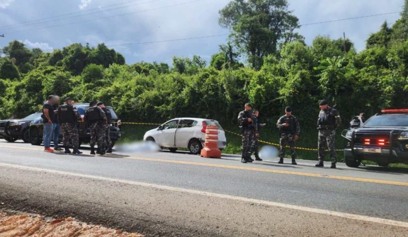 Local interditado que casal foi morto em confronto