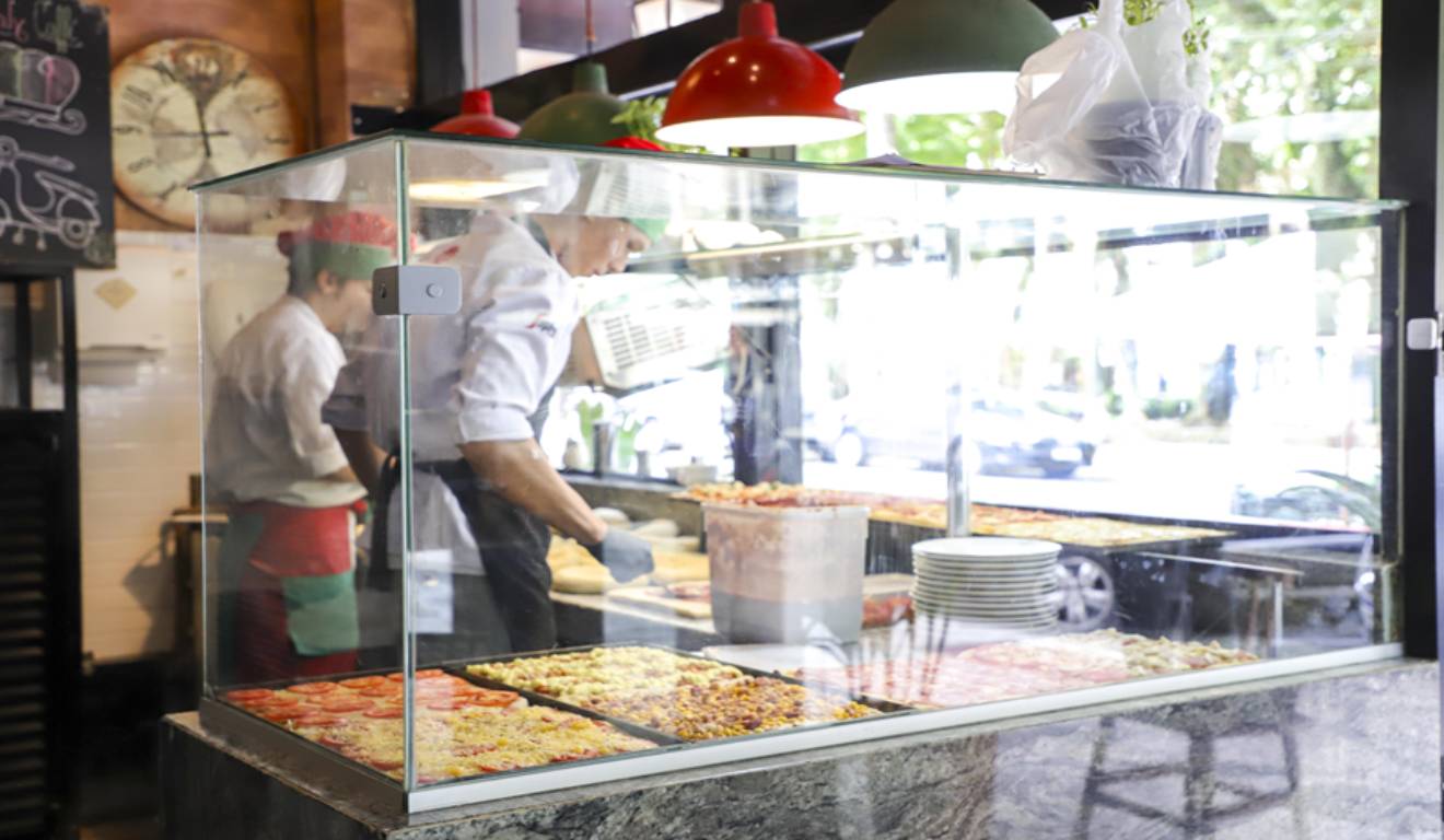 foto de estabelecimento comercial no centro de curitiba