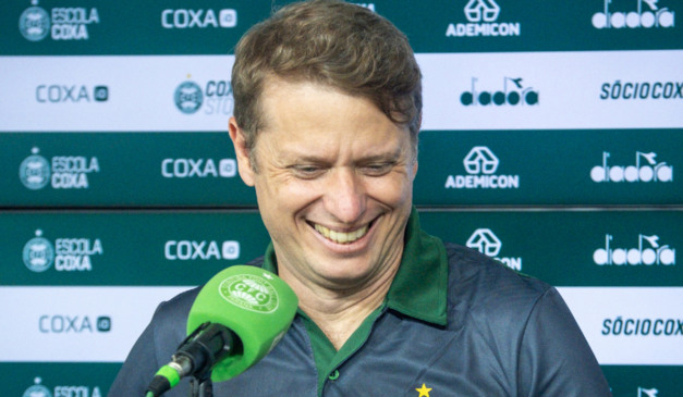 Seabra quer encontrar o torcedor coxa-branca. (Foto: JP Pacheco/ Coritiba)