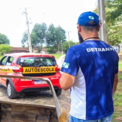 foto de agente do detran