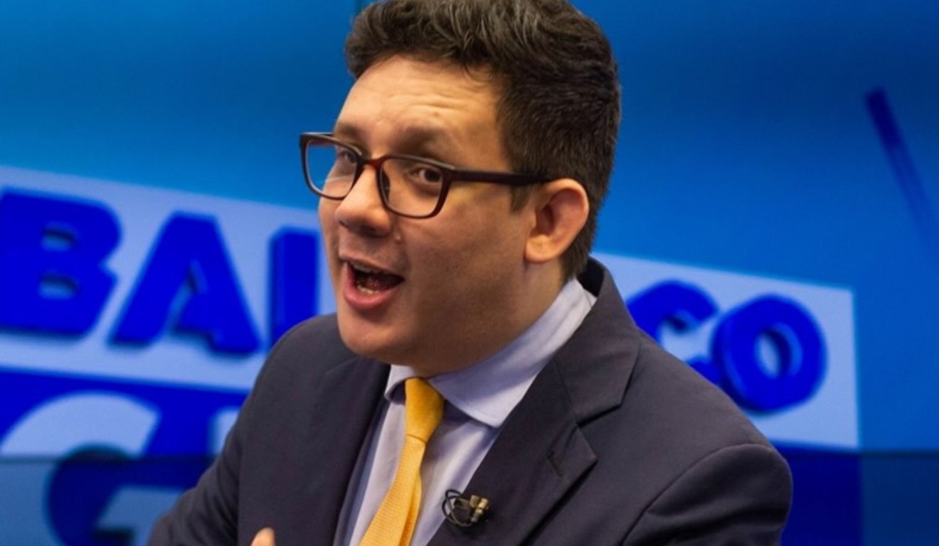 Erlan Bastos durante apresentação do Balanço Geral Ceará