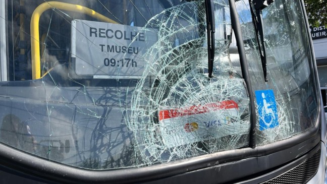 jovem atropelado ligeirinho Curitiba
