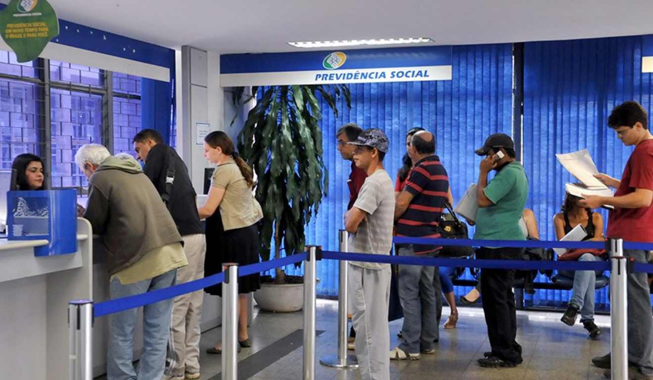 Agência do INSS atende beneficiários da Previdência Social