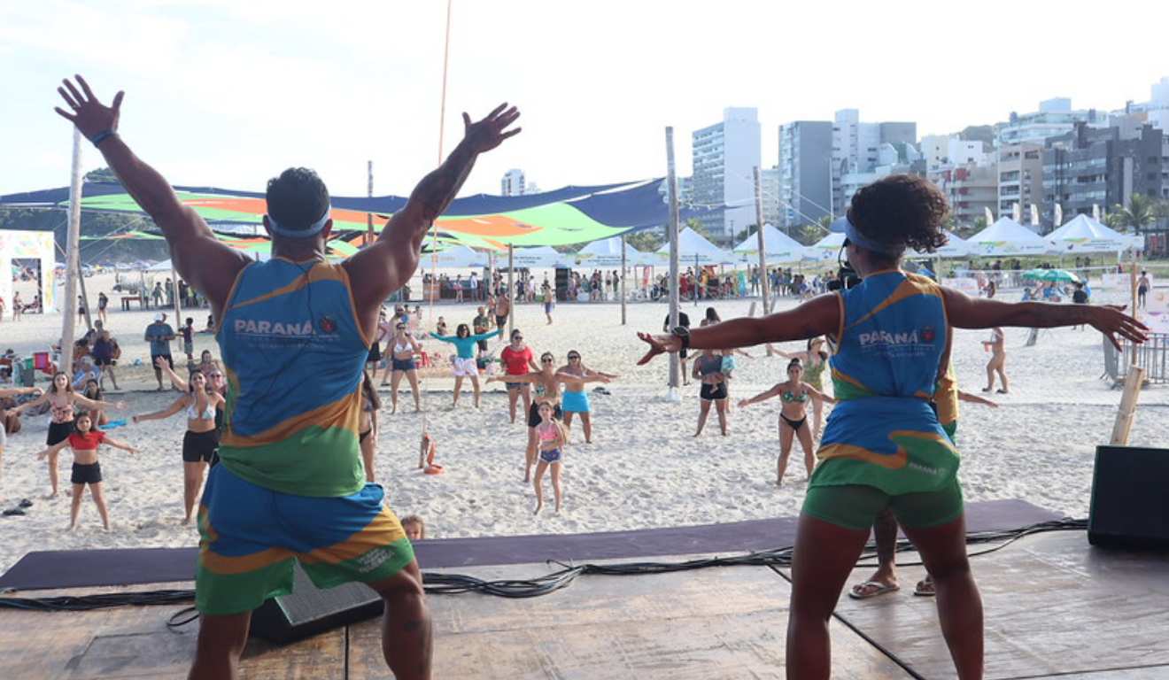 Atividades do Verão Maior Paraná.