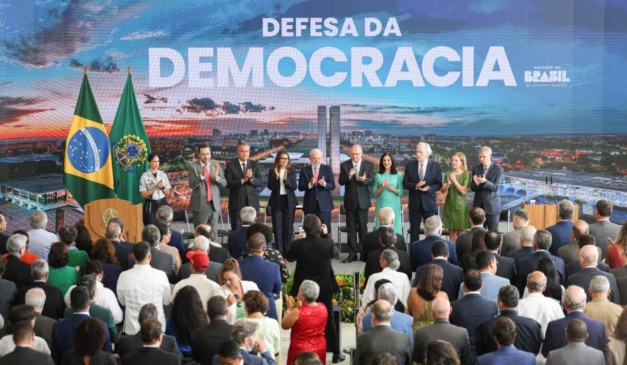 Presidente Lula participa de cerimônia alusiva aos três anos dos atos antidemocráticos de 8 de janeiro, em Brasília