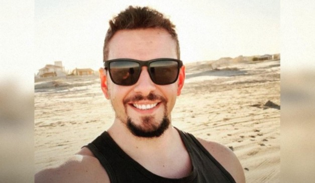 Jean Carlos Mangeronio de Freitas em foto na praia