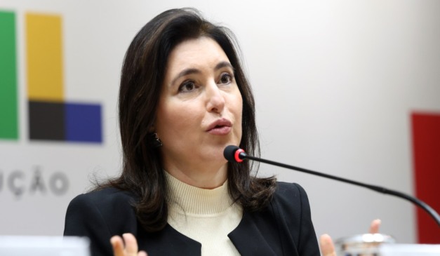 foto da ministra simone tebet