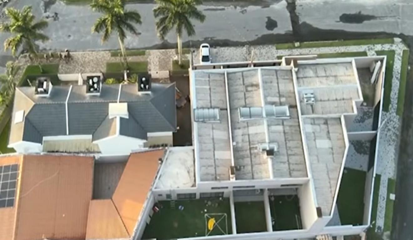 imagem aérea de mansão