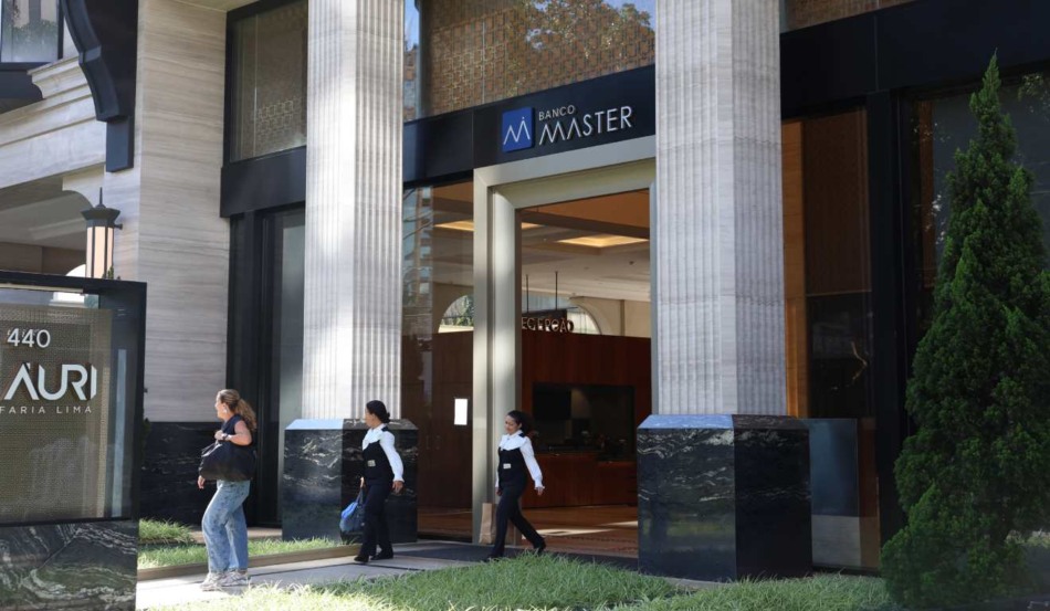 Fachada do Banco Master