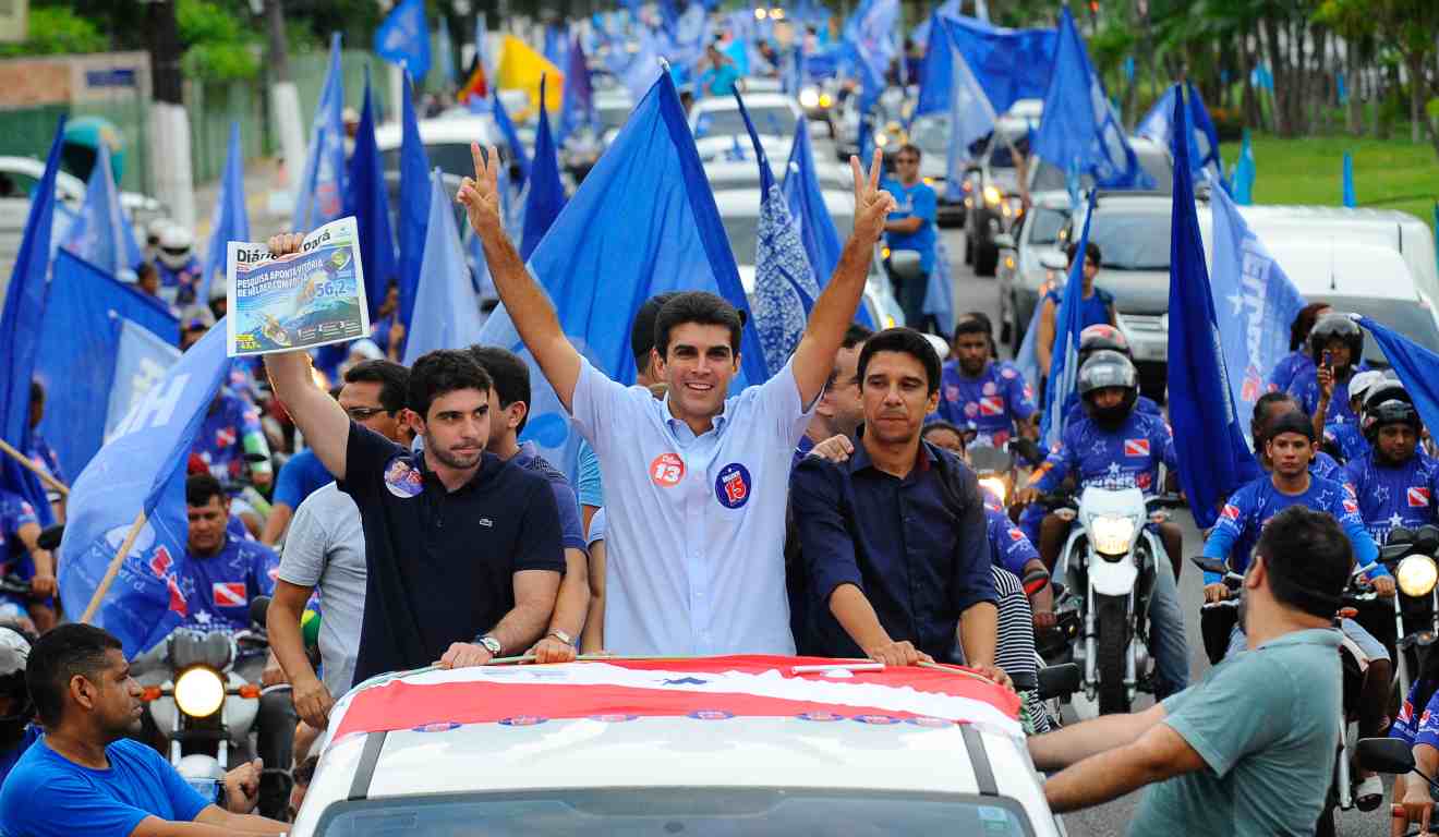 Governador do Pará, Helder Barbalho (MDB), durante campanha eleitoral em Belém.