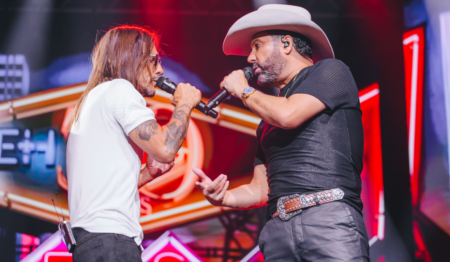 Espaço Unimed - Edson e Hudson (Fotos: Marcos Oliveira @marcosoliveirapht) Espaço Unimed - Edson e Hudson (Fotos: Marcos Oliveira @marcosoliveirapht)