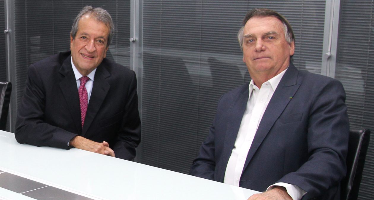 Entenda: Valdemar discute rumos do PL com Bolsonaro após ida de Flávio aos EUA