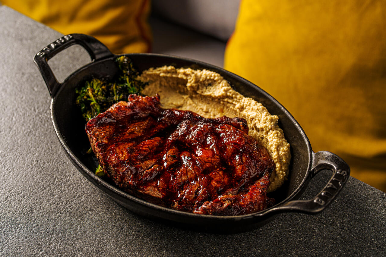 Wagyu ganha diferentes interpretações no novo menu de primavera do DUQ