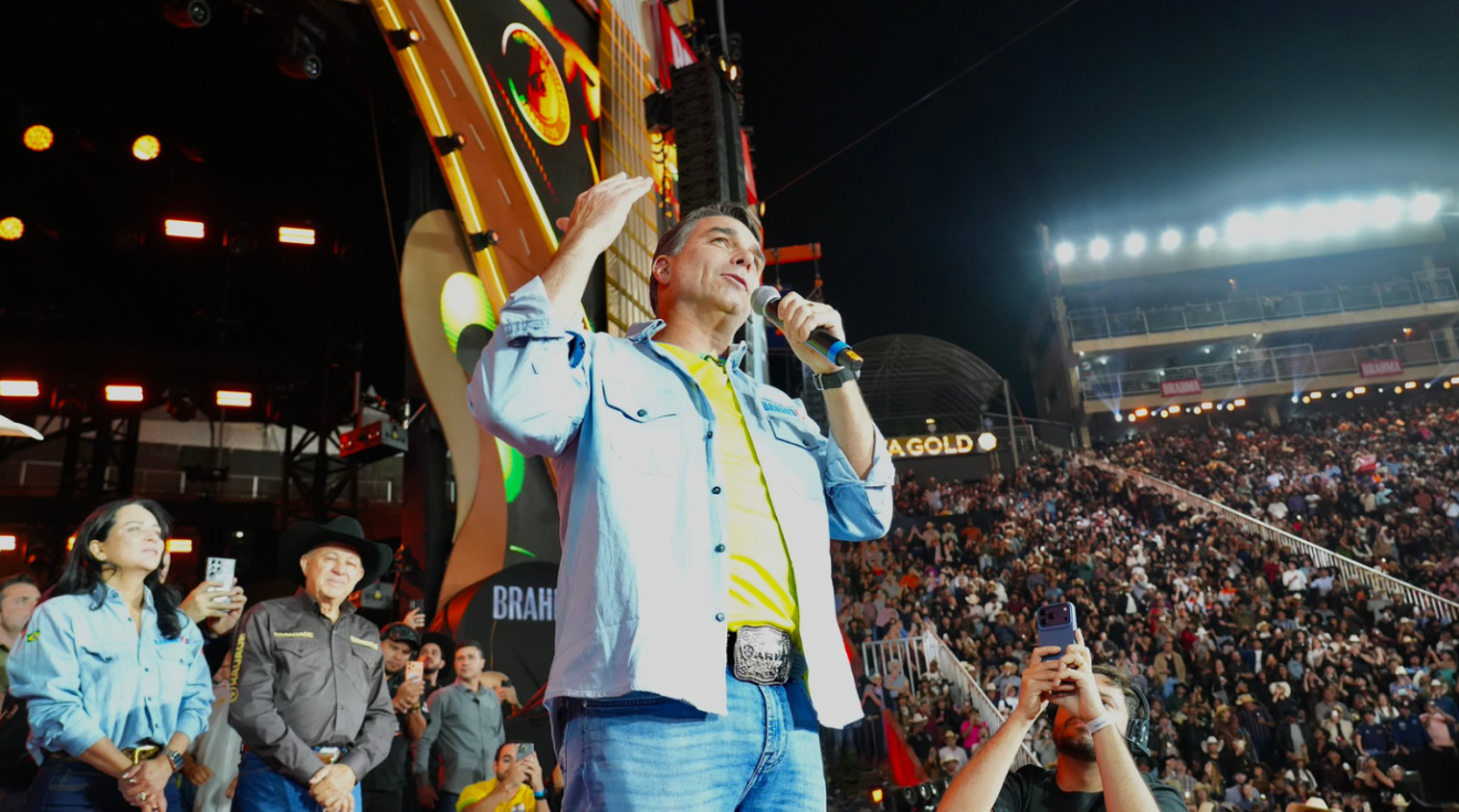 Candidato à Presidência, Flávio Bolsonaro discursou durante a Festa do Peão de Barretos