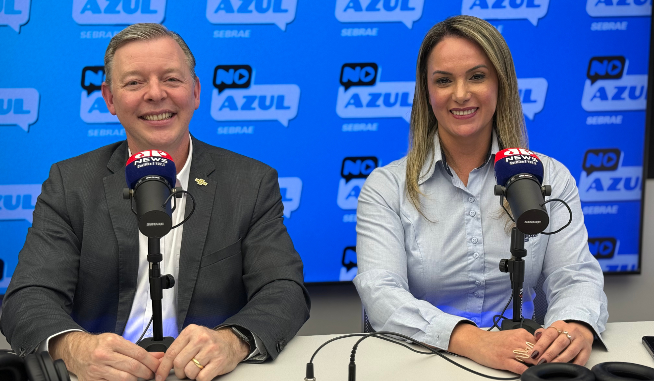 Vânia Cruz e José Gava Neto participam do videocast No Azul Sebrae sobre os primeiros passos para abrir uma empresa.