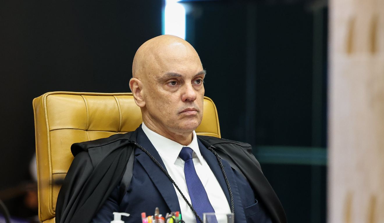 Alexandre de Moraes diz não haver investigação formal contra ele e pede nulidade de relatório da PF