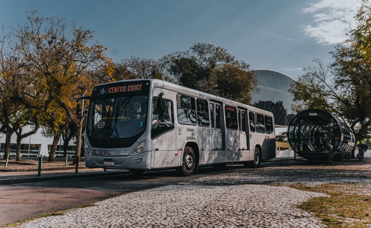 Avanço do crime organizado sobre serviços públicos acende alerta para concessão do transporte em Curitiba