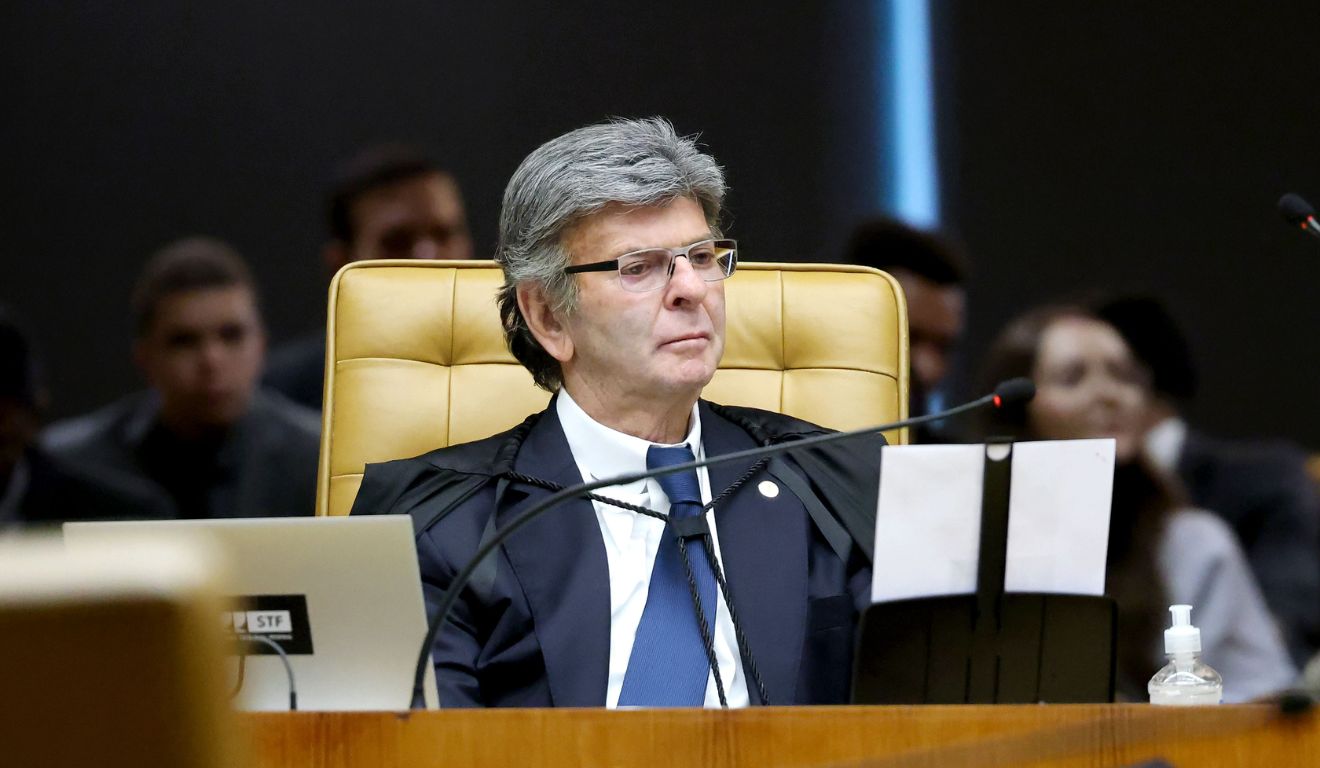 Fux derruba decisão de Dino e mantém restrições a posts sobre Nossa Senhora Aparecida