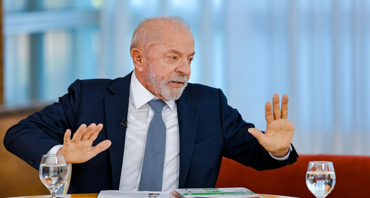 Lula não garante presença em debate e adia embate com Flávio; entenda estratégia