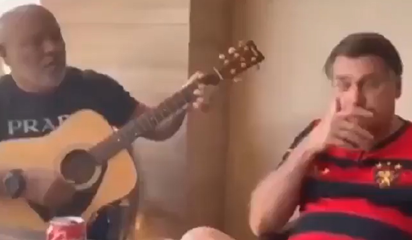 Vídeo de Rick cantando para Bolsonaro volta a viralizar após morte do sertanejo em acidente de helicóptero