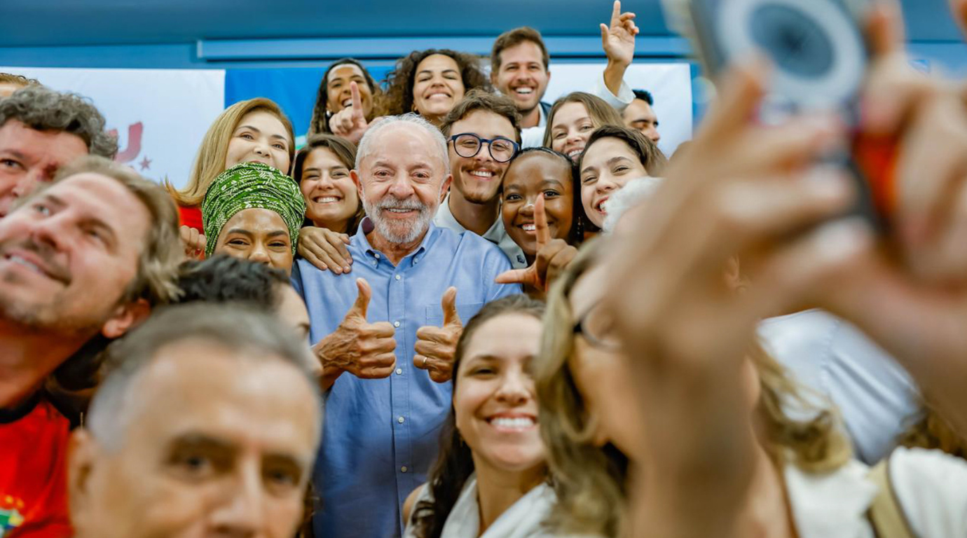 Lula amplia Pé-de-Meia para universitários com auxílio mensal de R$ 700