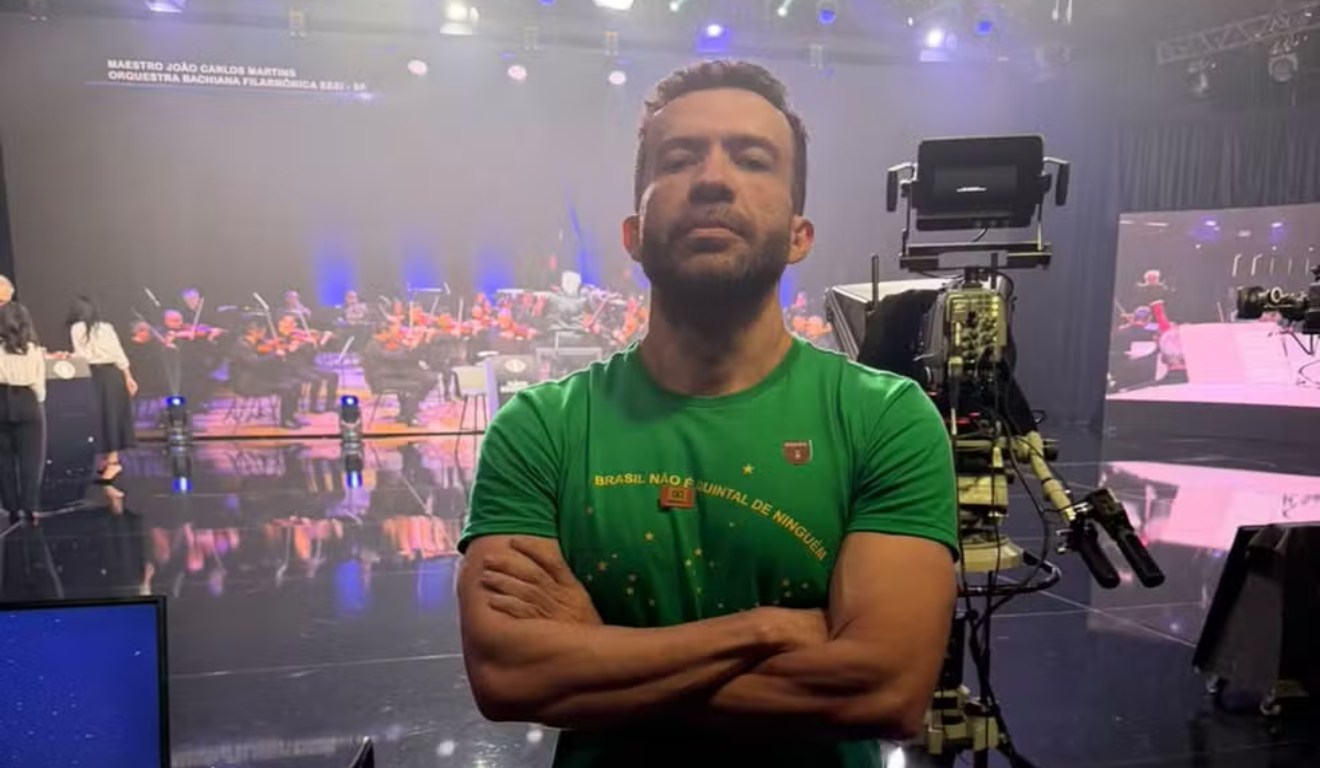 Após debate de Lula e Flávio, Janones é internado na UTI com arritmia grave