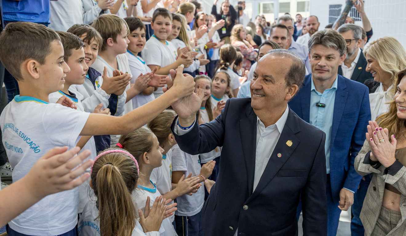Jorginho Mello é reeleito governador de Santa Catarina em 1° turno