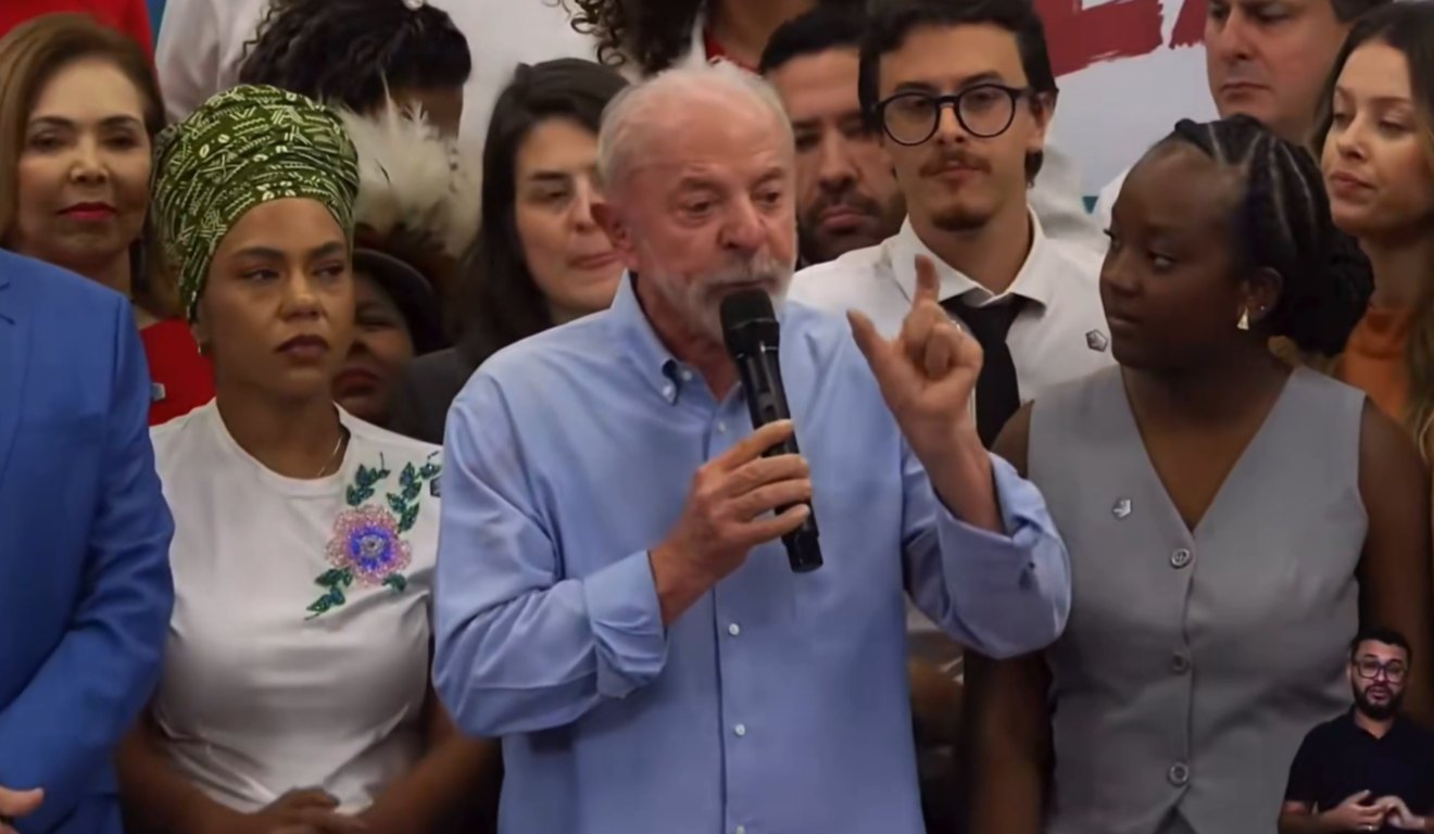 “Para o trabalhador, proteção. Para o bandido, prisão”: Lula apresenta novo lema de campanha