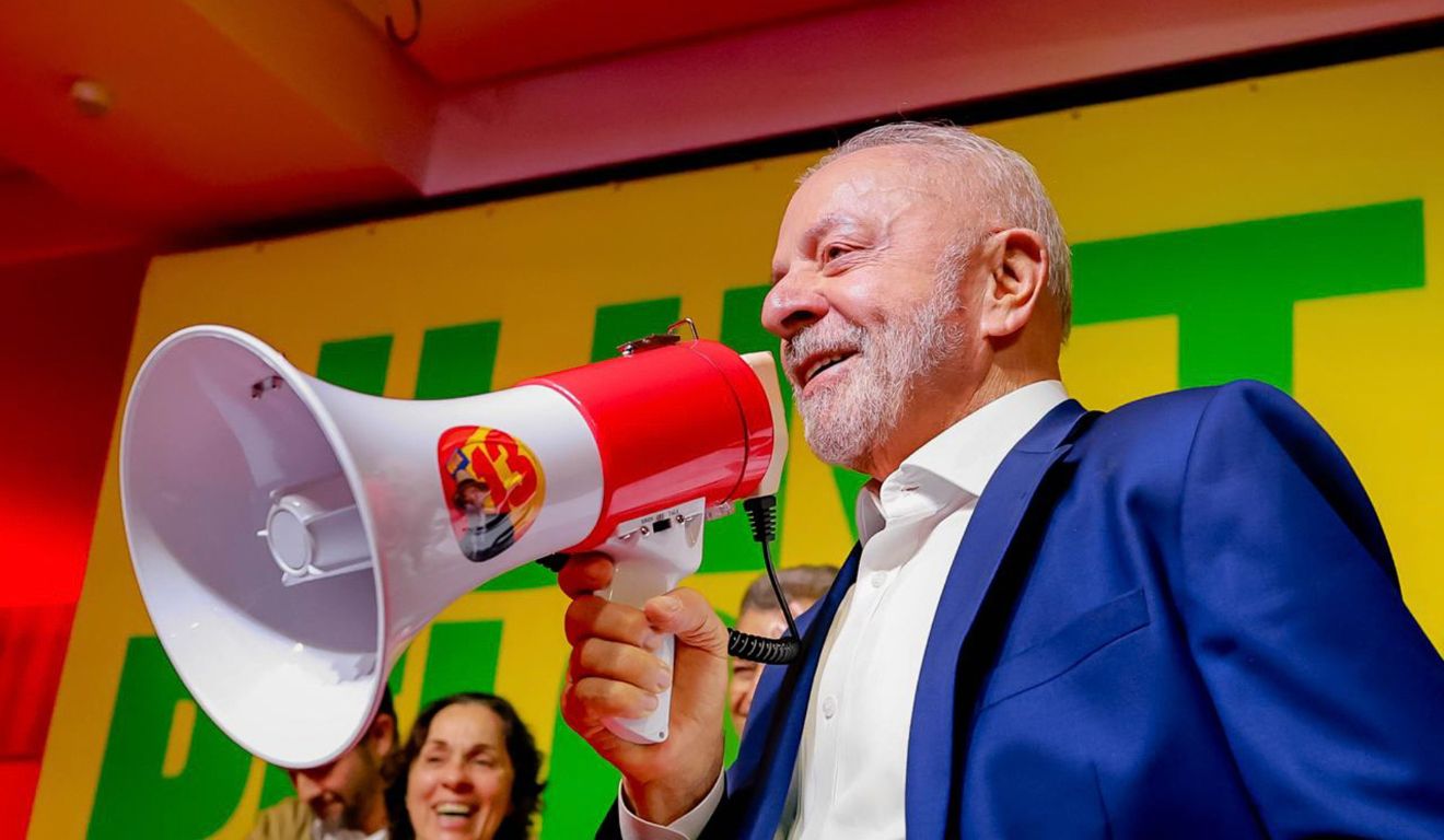Lula defende redução da maioridade penal para crimes hediondos em entrevista
