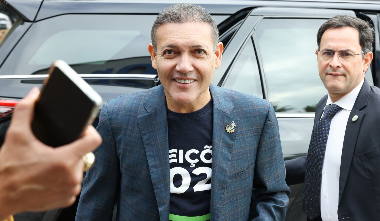 Canal ‘Pró-Lula’ de Janones sai do ar após Nunes Marques definir suspensão de 48 horas