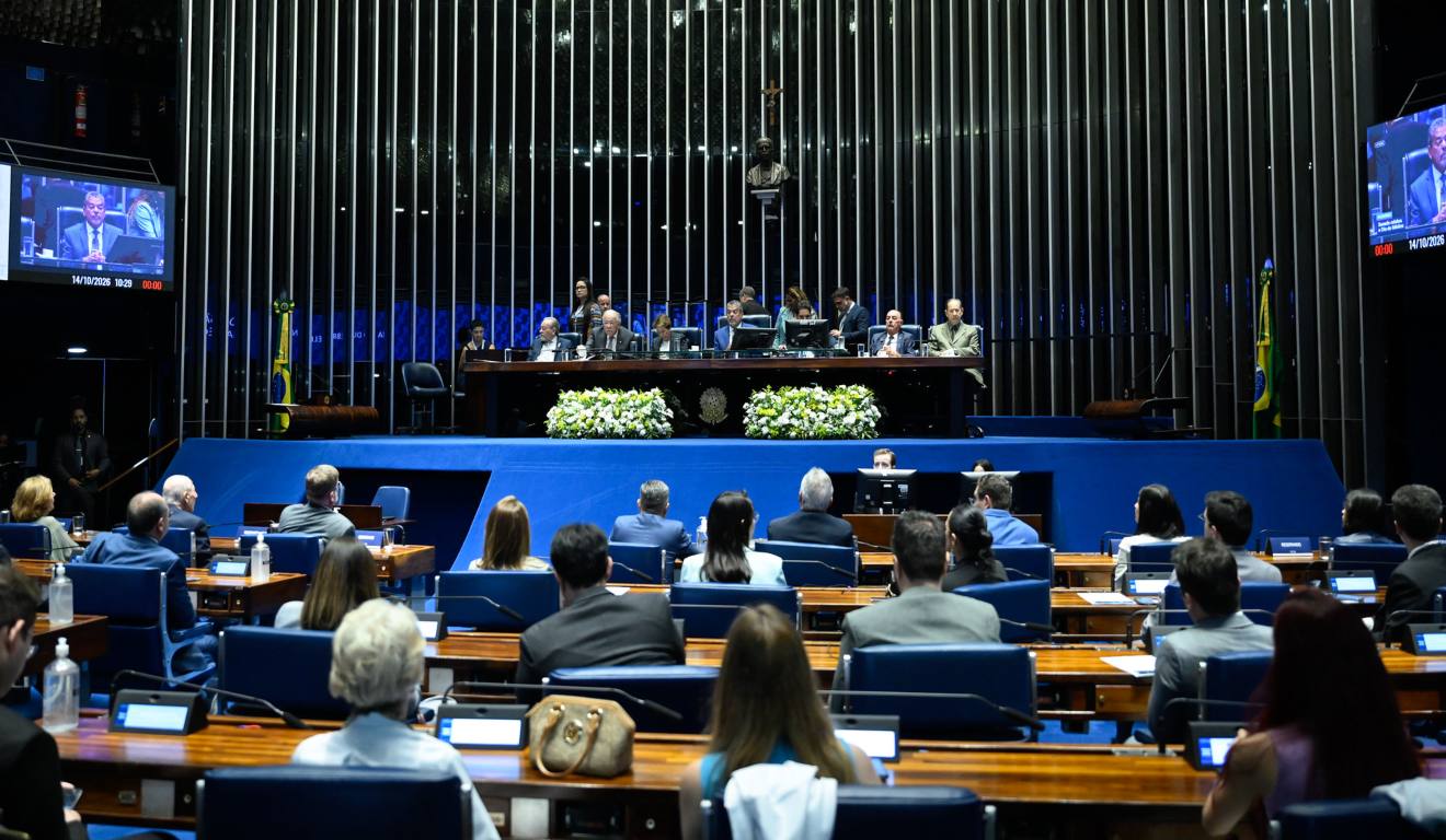 CCJ do Senado aprova PEC da Segurança que endurece penas contra facções criminosas